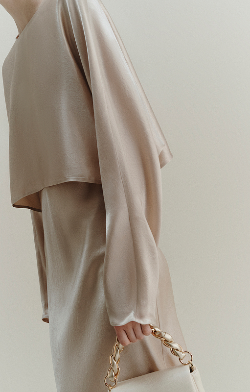 EDITORIAL COVER(C) 01 Marella