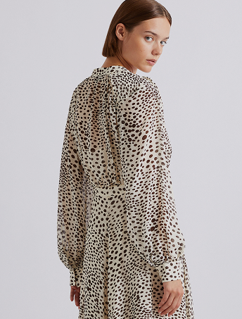 ROW4_CAROUSEL_01_PARTY - Marella