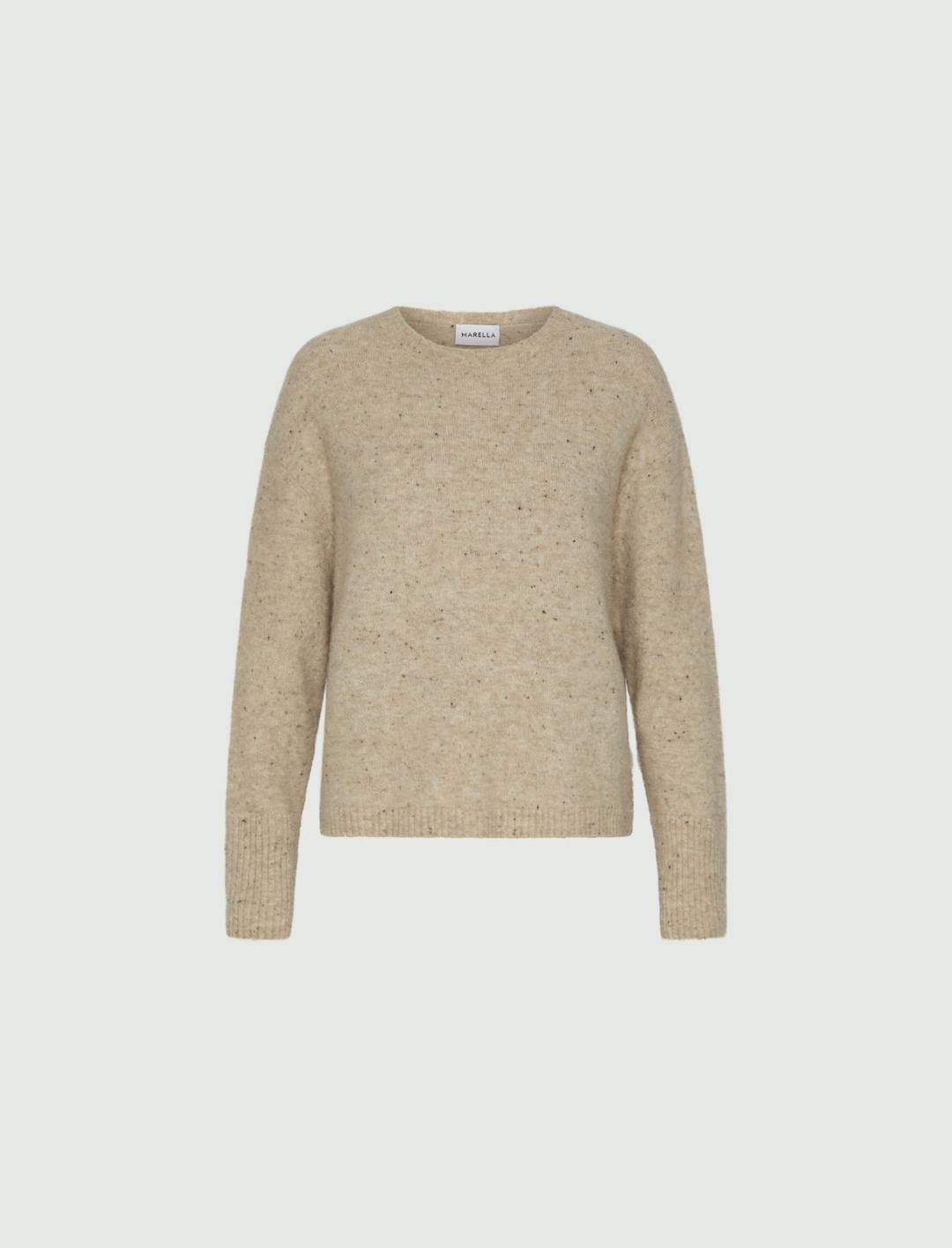 Maglia in filato bottonato | Marella Maglia in filato bottonato color cammello in misto alpaca stretch, con linea boxy, spalla scesa e scollo a giro. - 1 | Marella